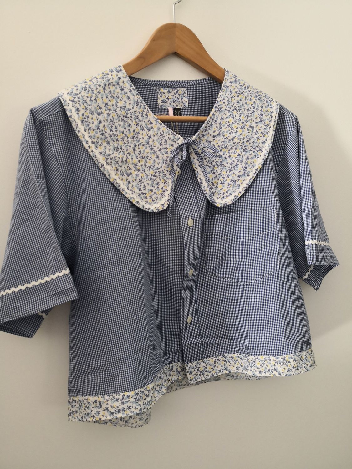 Blouse vichy bleu, avec son col amovible réversible