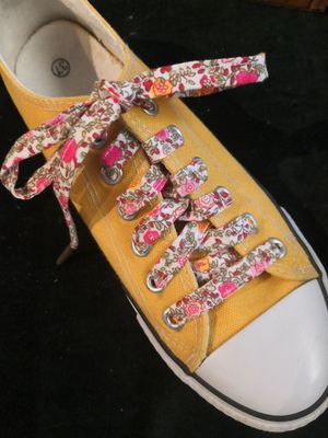 Les Lacets  liberty