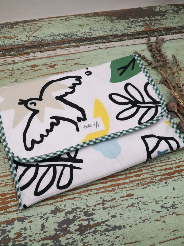 Pochette matelassée  Tablette ou Ipad "oiseau Castelbajac"