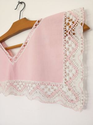 Col amovible rose et dentelle