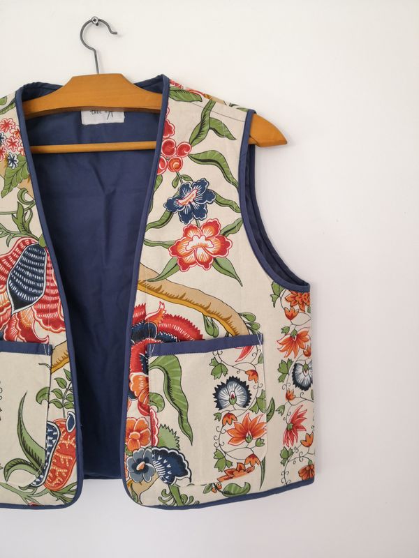 Gilet  sans manche fleuri