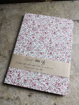 Carnet format A6 fleurs vieux rose