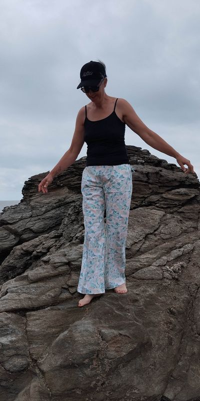 Pantalon large fleuri vert