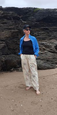 Pantalon large fleuri beige