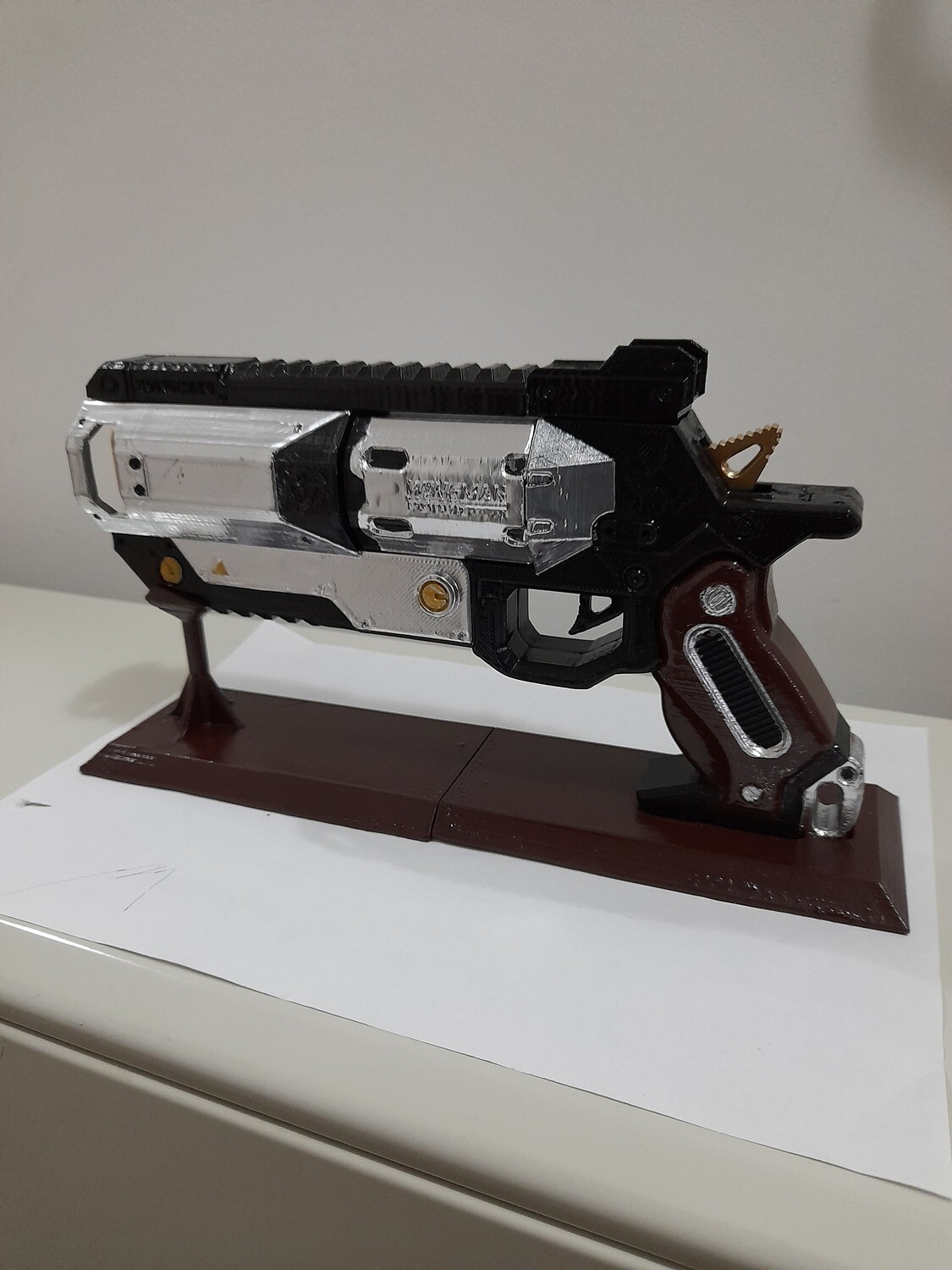 WIngman pistol gun - Apex Legends
