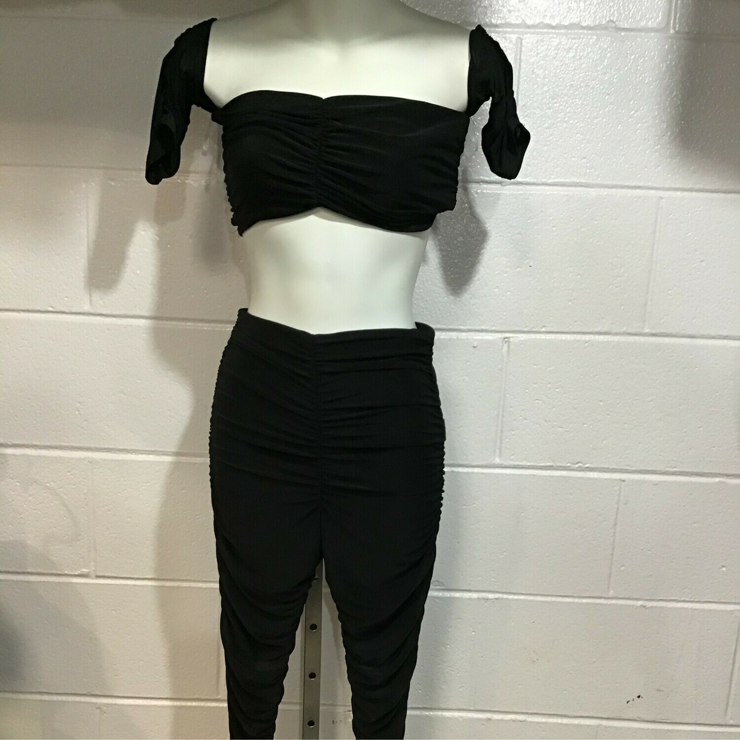 Sabora 2 Piece Black Set
