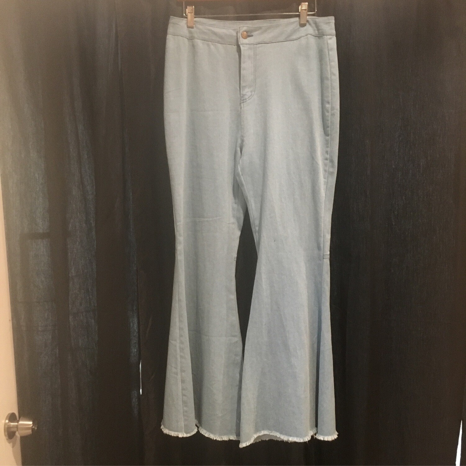 DENIM JEANS