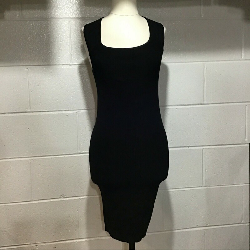 Back OUT Hera Dress