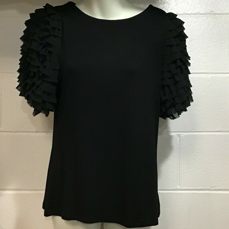Gracia Rigged Sleeve Black Top