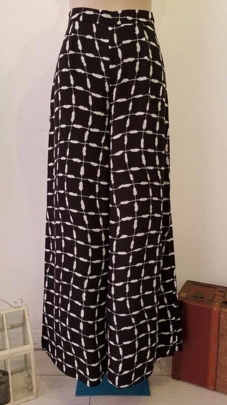 By Moon Black &amp; White Pants