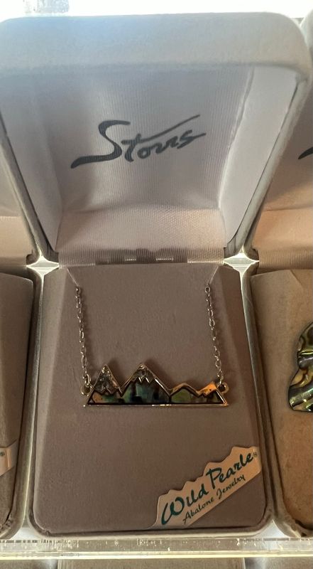 Wild Pearle Mountain Range Necklace