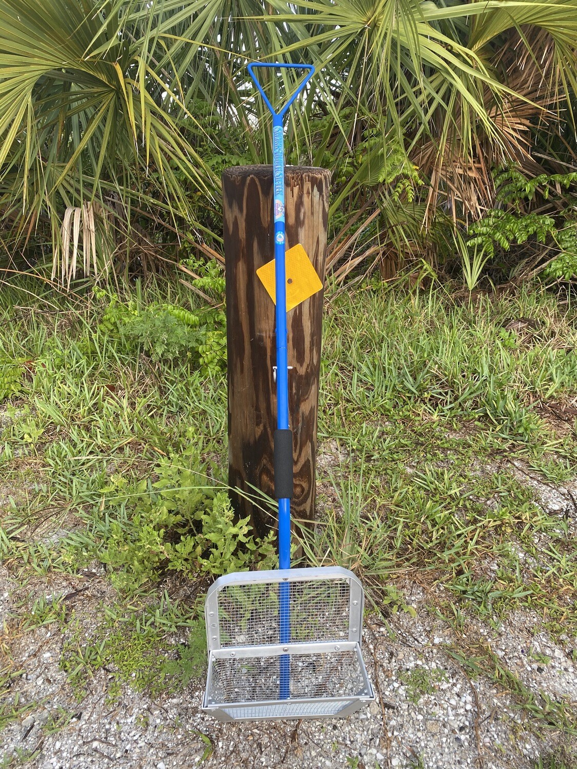 Shark Tooth Sifter 10 Shark Tooth Sifter 10" Basket - Blue Split