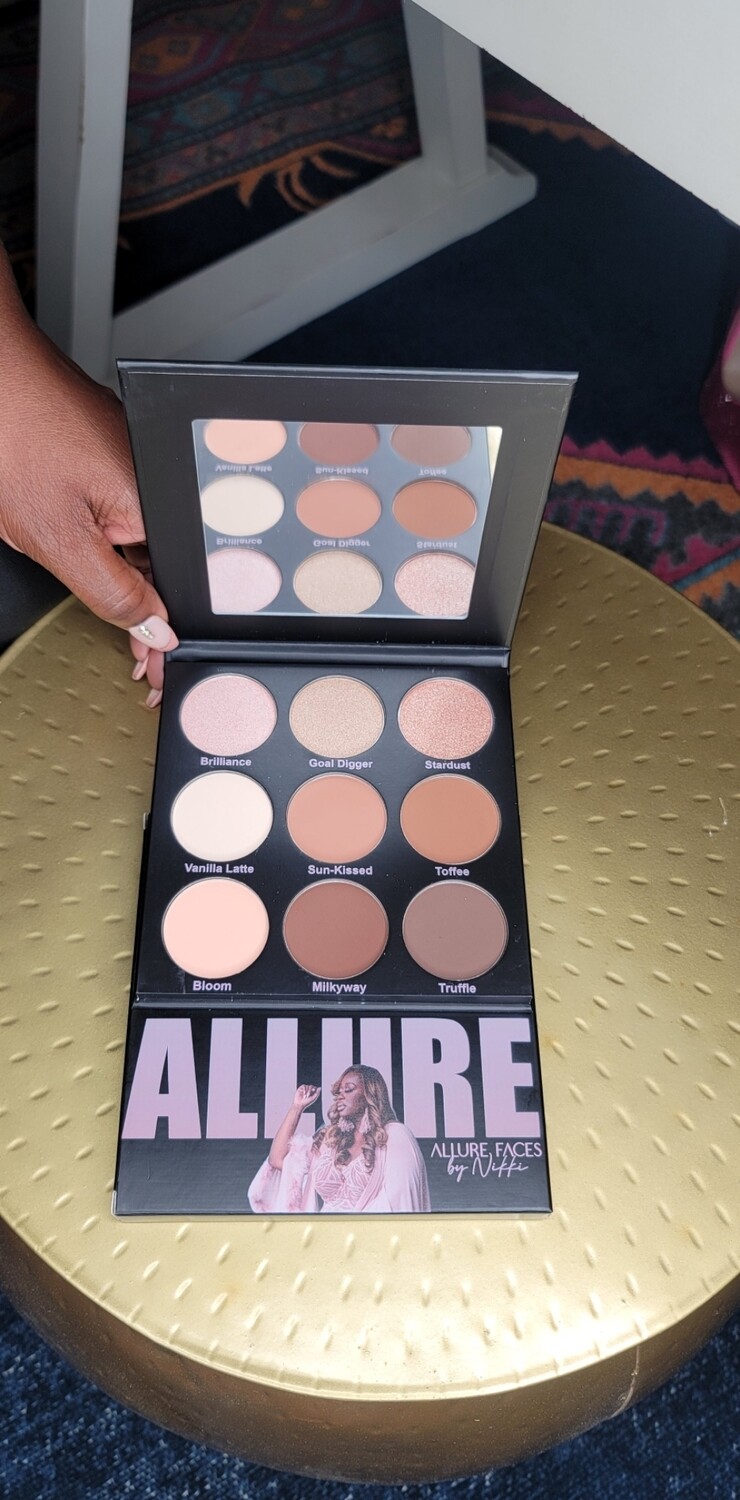  ALLURE Eyeshadow Palette