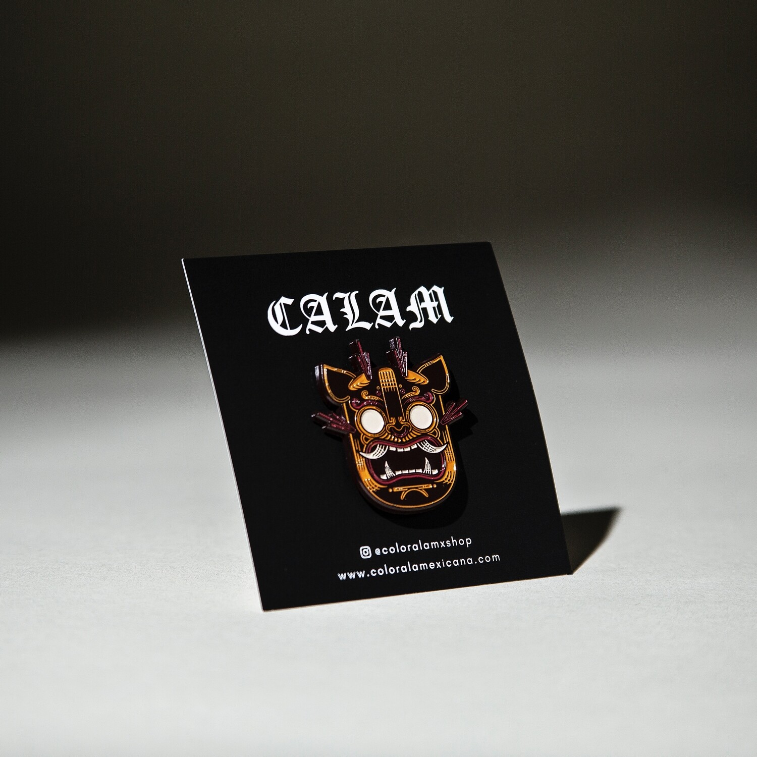 'Máscara' Pin (Series No. 1)
