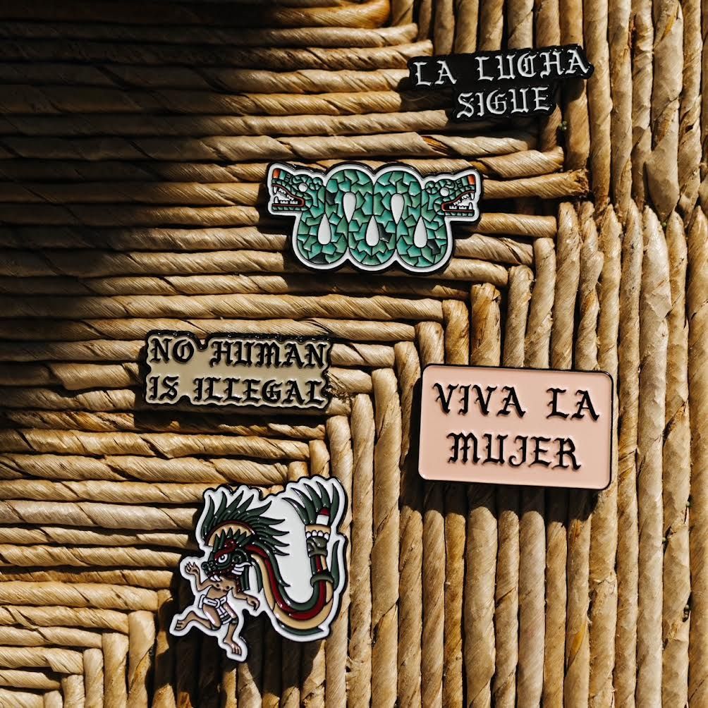 'Nadie es Ilegal' Pin (Series No. 7)