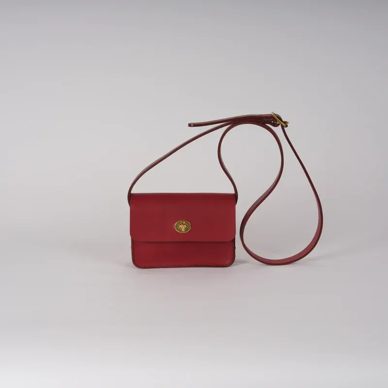 Kate Sheridan Mini Spin Bag in Beetroot