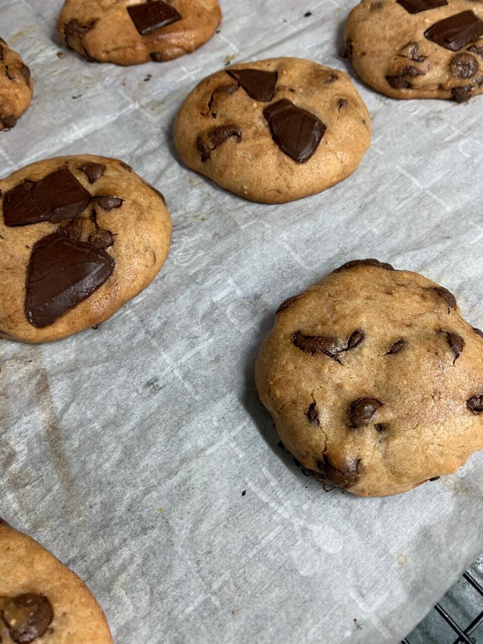 Chocolate Chip Cookies with Hersheys Chocolate Chips - Per Piece