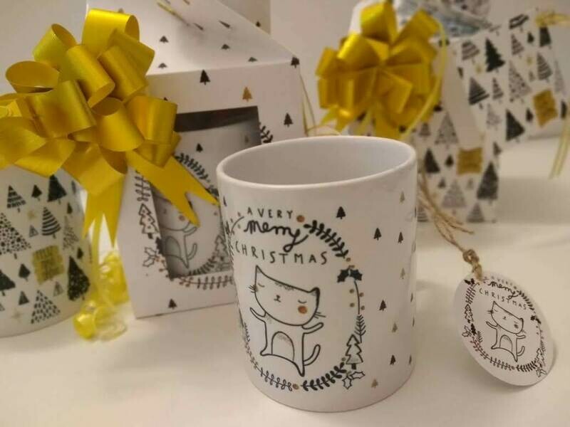 Taza de cerámica con diseño navideño
