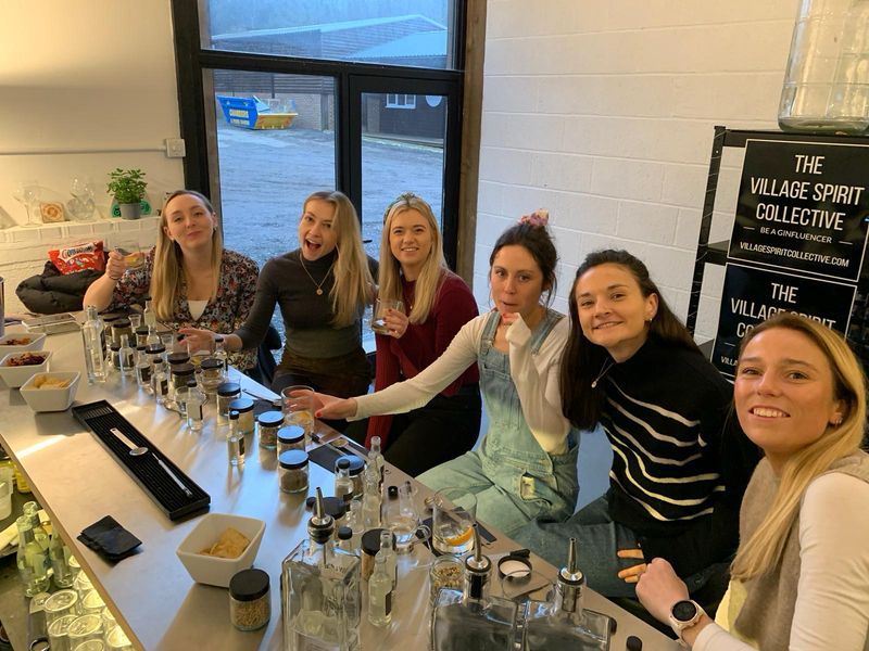 Gin School Social