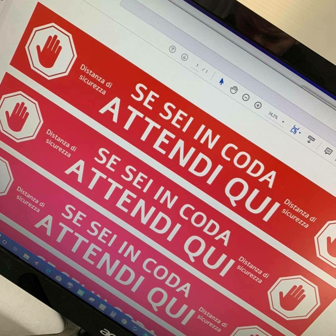 2 pz ADESIVI CALPESTABILI PERSONALIZZATI