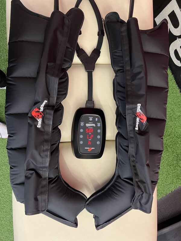 CrossFit Salzburg Compression Boots 6.0