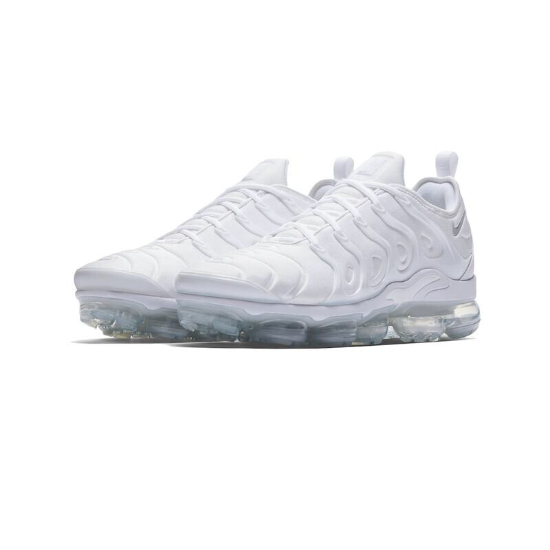 NIKE AIR MAX VAPORMAX  PLUS 