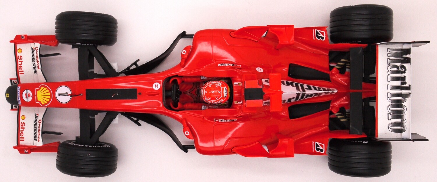 2005 Hotwheels Marlboro Ferrari F2005 M.Schumacher Bahrain gp 1/18