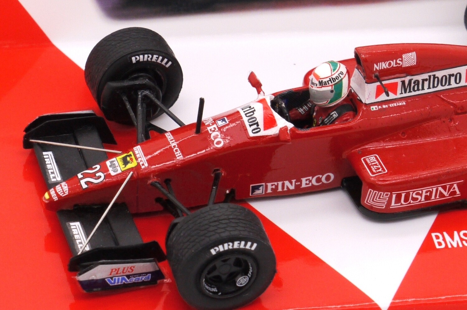 1/43 BMS Dallara 189 F1 1989 (tameo kits)