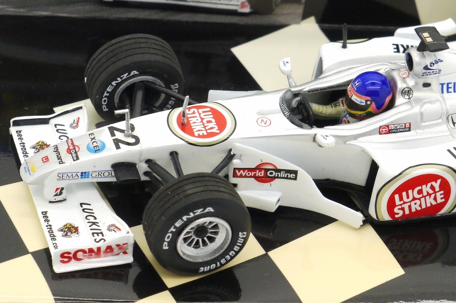 2000 Minichamps Lucky Strike BAR Honda 002 J Villeneuve -1