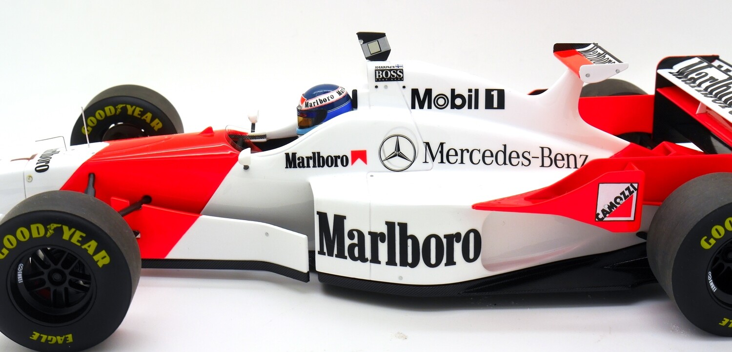 MINICHAMPS 1/43 McLaren MP4-9 BRITISH GP 見上げる JULY 10