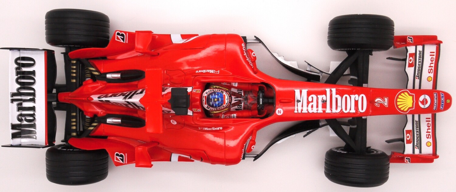 2004 Hot wheels Marlboro Ferrari F2004 R Barrichello -1/18 scale