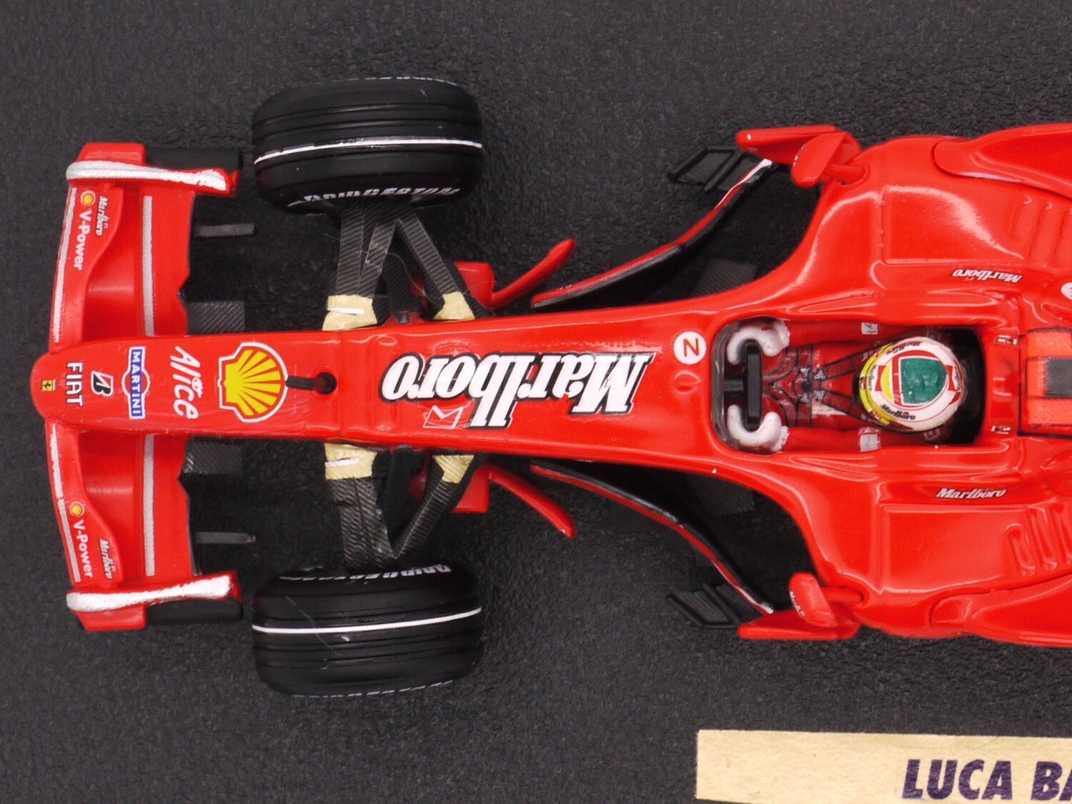2007 Hotwheels Marlboro Ferrari F2007 L.Badoer Test car -1/43 scale