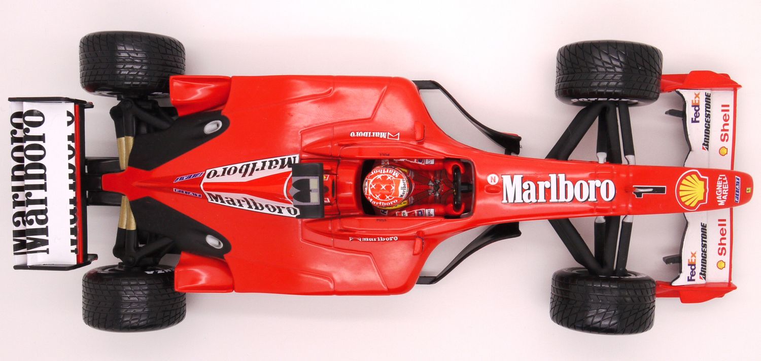 Ferrari F2001 1/18 シューマッハ　Marlboro Ferrari F2001 1/18 シューマッハ Marlboro