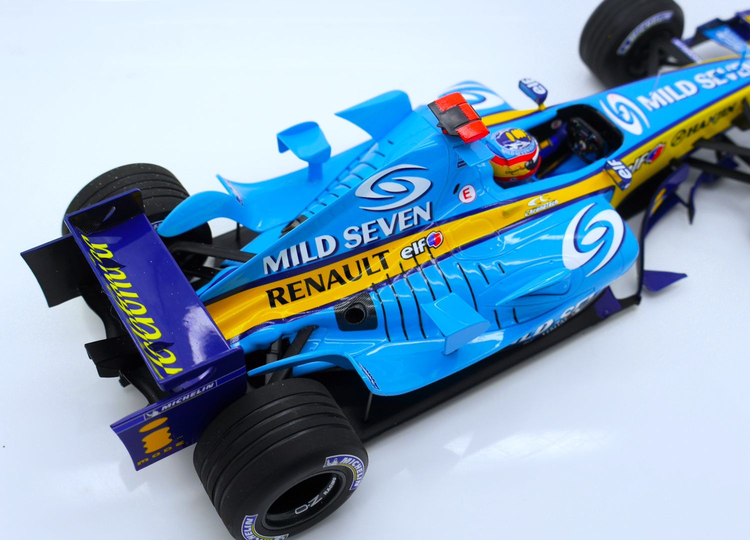 1:18 Minichamps ルノー F1 R25 マイルドセブン仕様 サンマリノ 1:18 Minichamps ルノー F1 R25 マイルドセブン仕様 サンマリノ