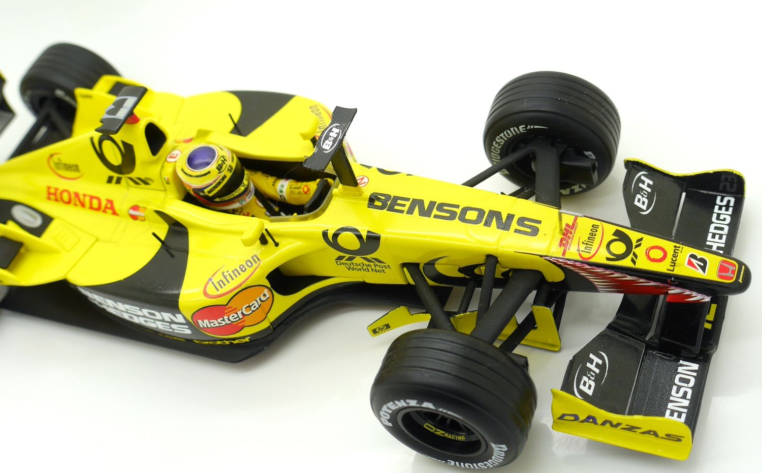 ミニカー JORDAN EJ11 HONDA #12 Trulli 1/18 Mattel JORDAN EJ11 HONDA #12 Trulli 1/18 Mattel - メルカリ