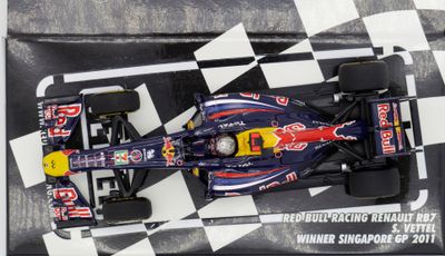 2011 Minichamps Red Bull RB7 S Vettel 1st Singapore GP -1/43 scale