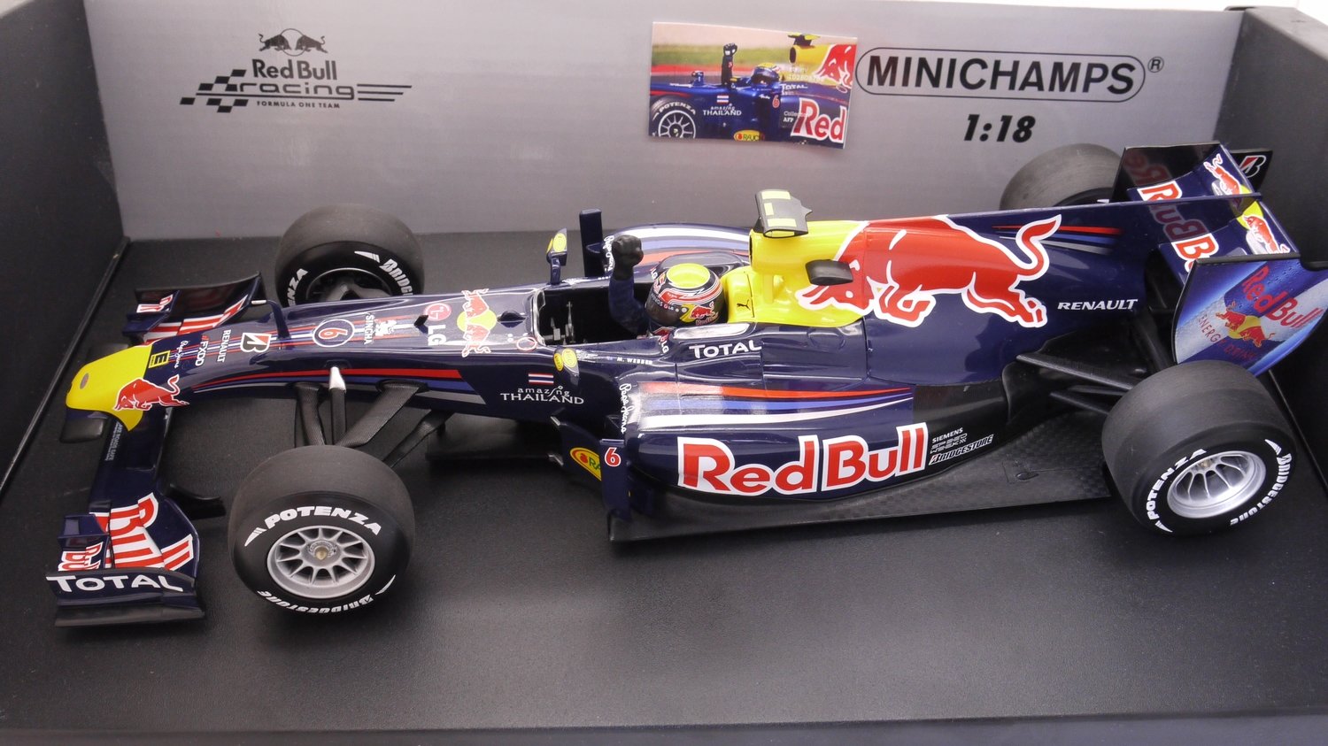 2010 Minichamps Red Bull RB6 M.Webber -British gp -1/18 scale