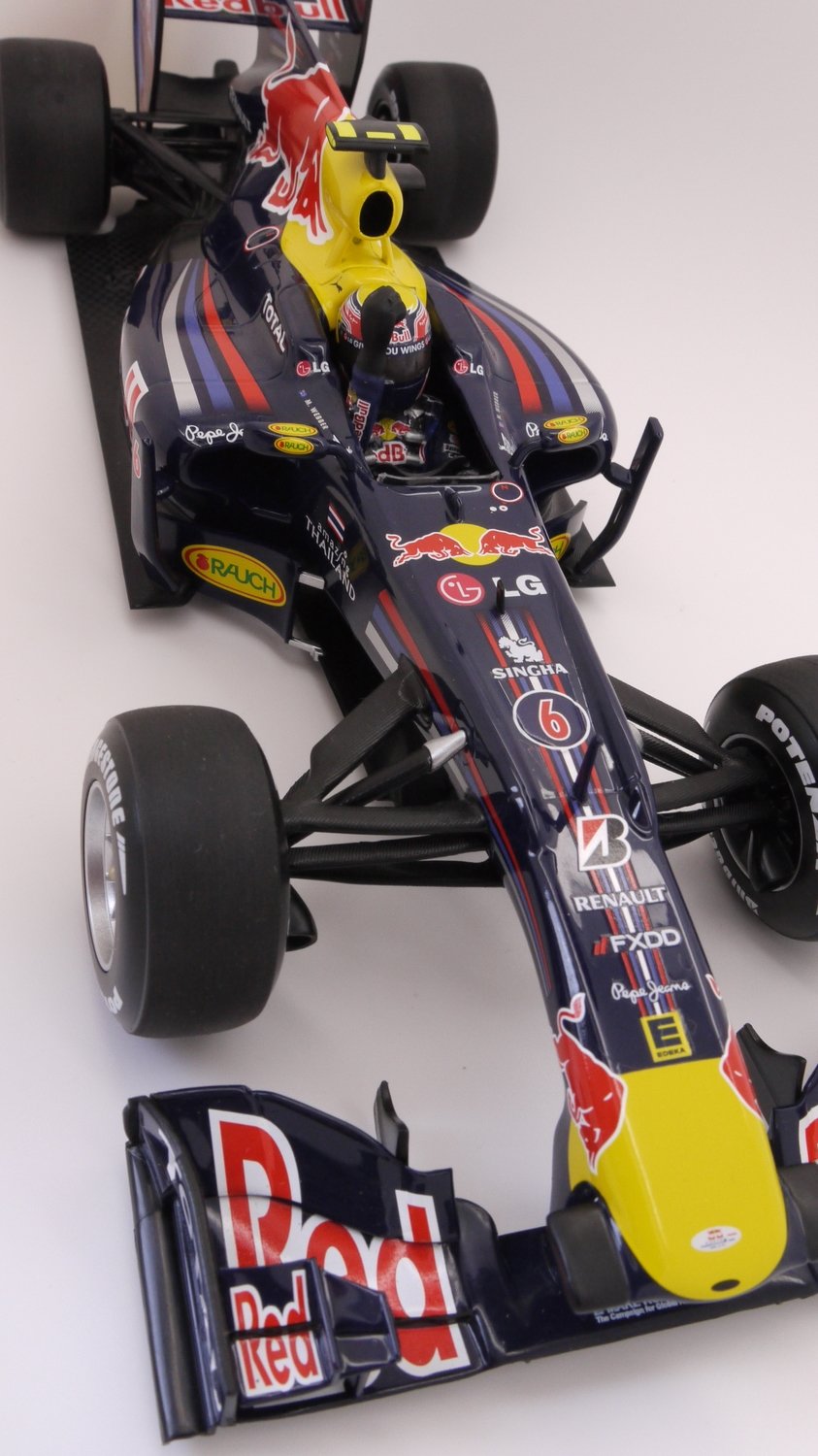 2010 Minichamps Red Bull RB6 M.Webber -British gp -1/18 scale