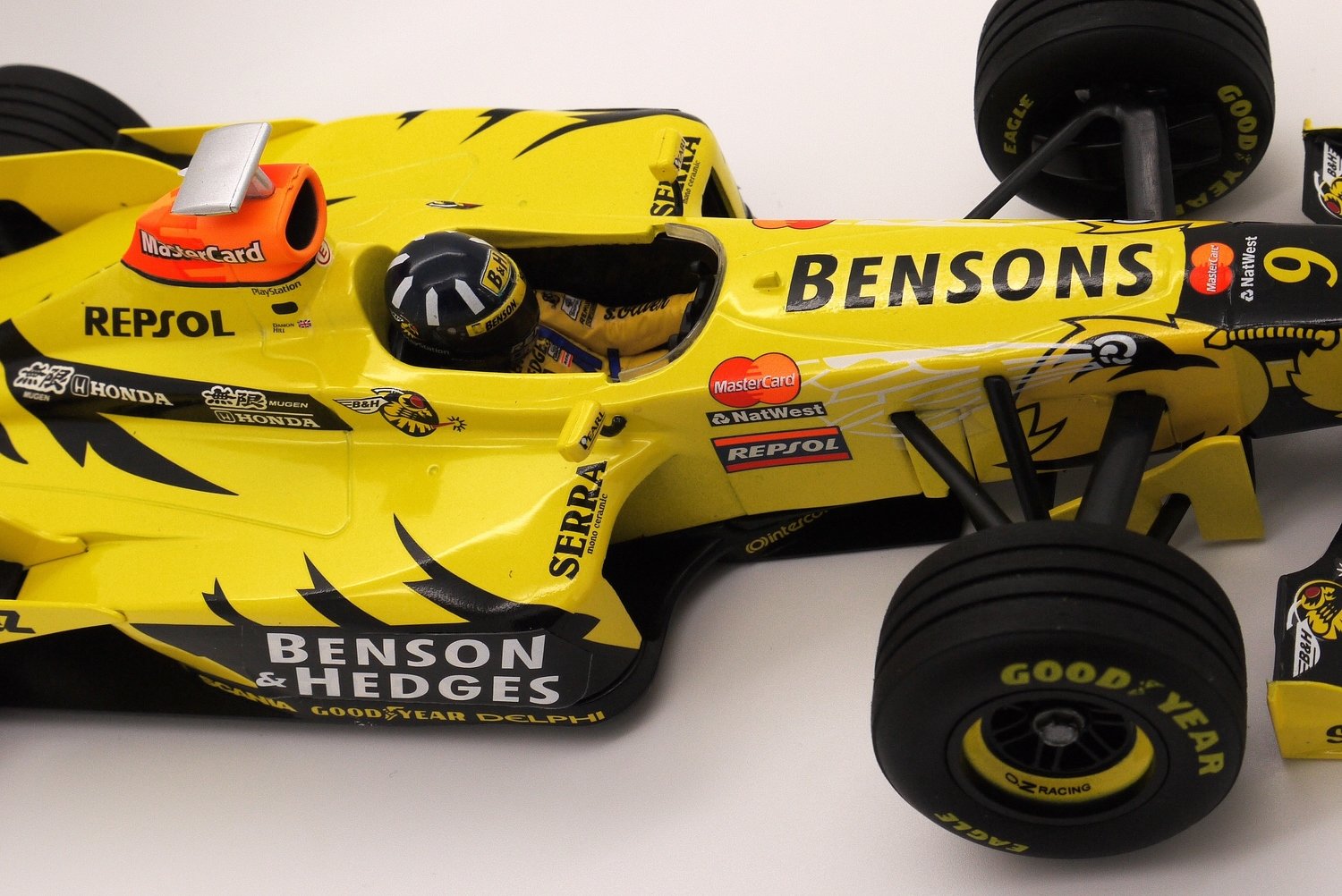 1998 Minichamps Benson & Hedges Jordan J198 - D Hill -1/18 scale 1998 Minichamps Benson & Hedges Jordan J198 - D Hill -1/18 scale