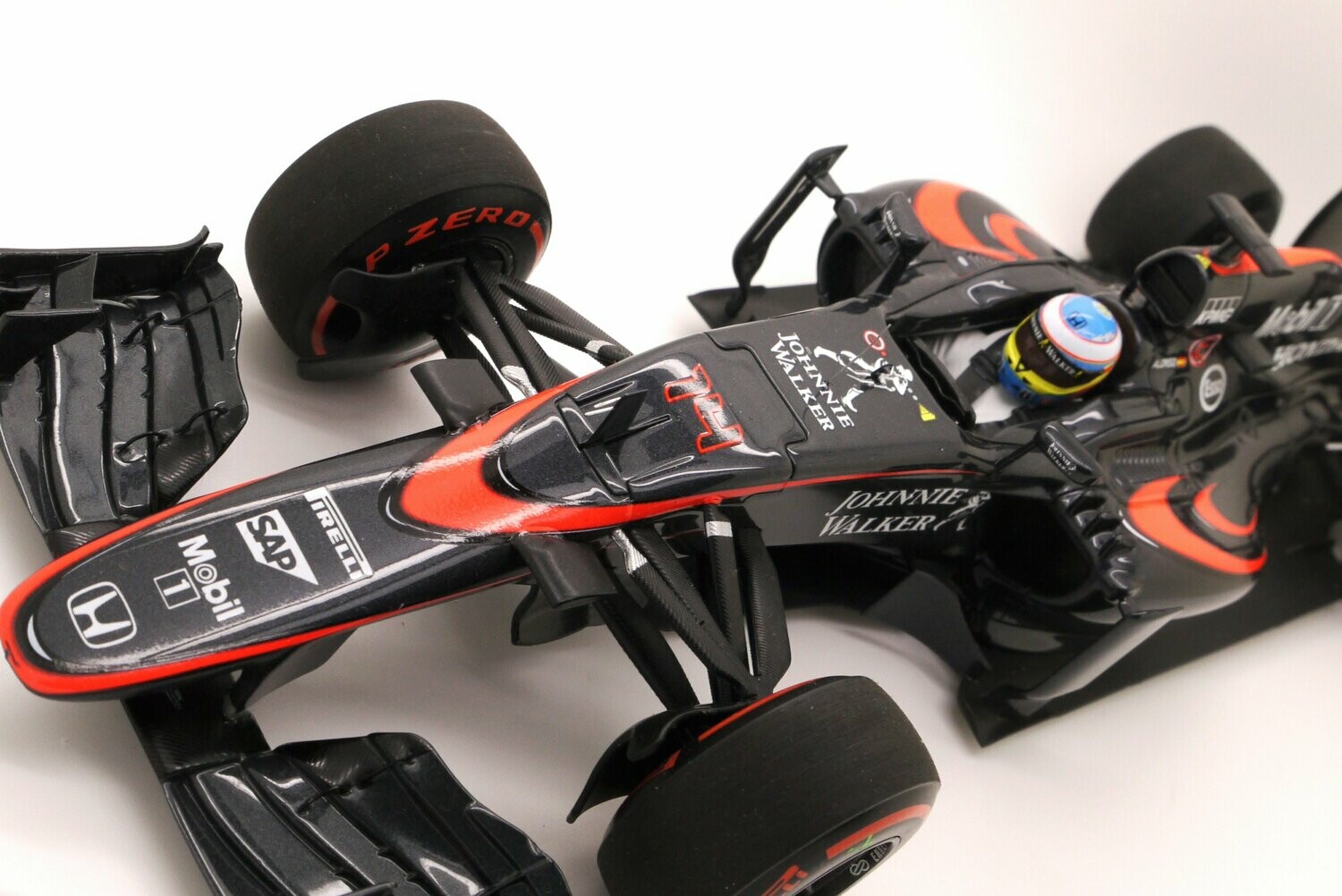 2015 Minichamps McLaren Honda MP4/30 F Alonso 1/18