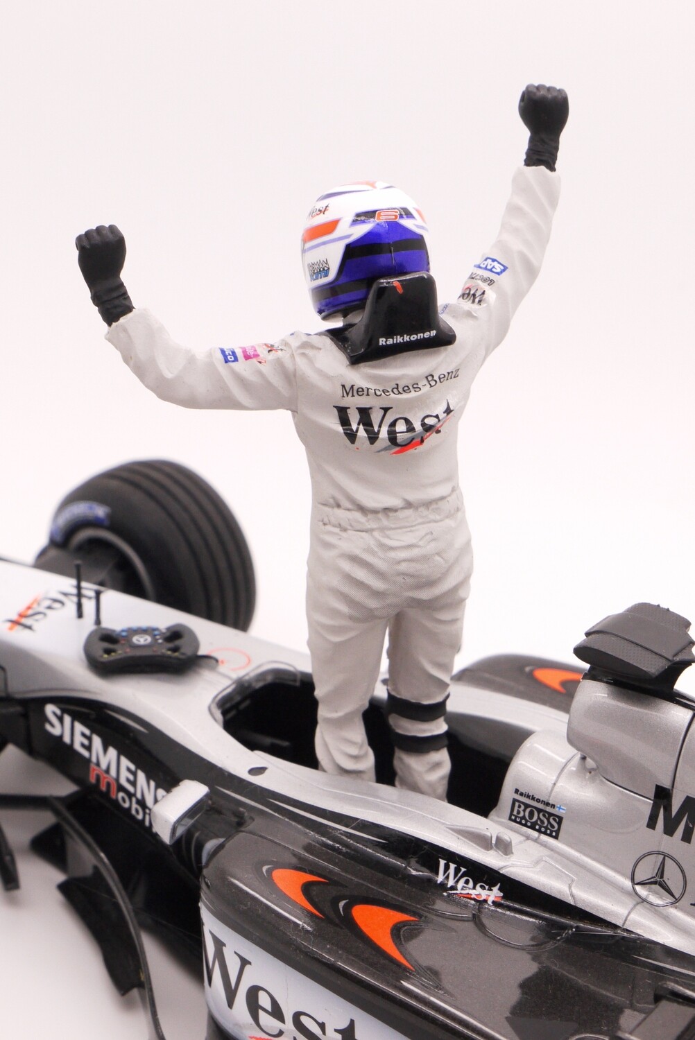 2003 Minichamps West McLaren MP4/17D K Raikkonen Malaysian GP 1/18
