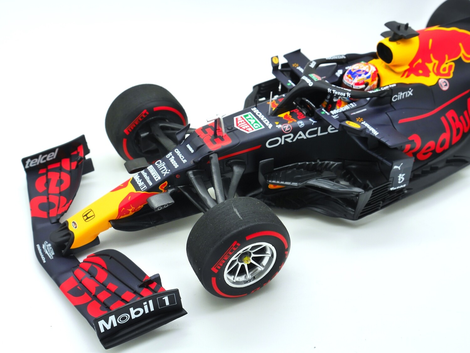 2021 Minichamps Red bull Honda RB16b M Verstappen Dutch GP 1/18
