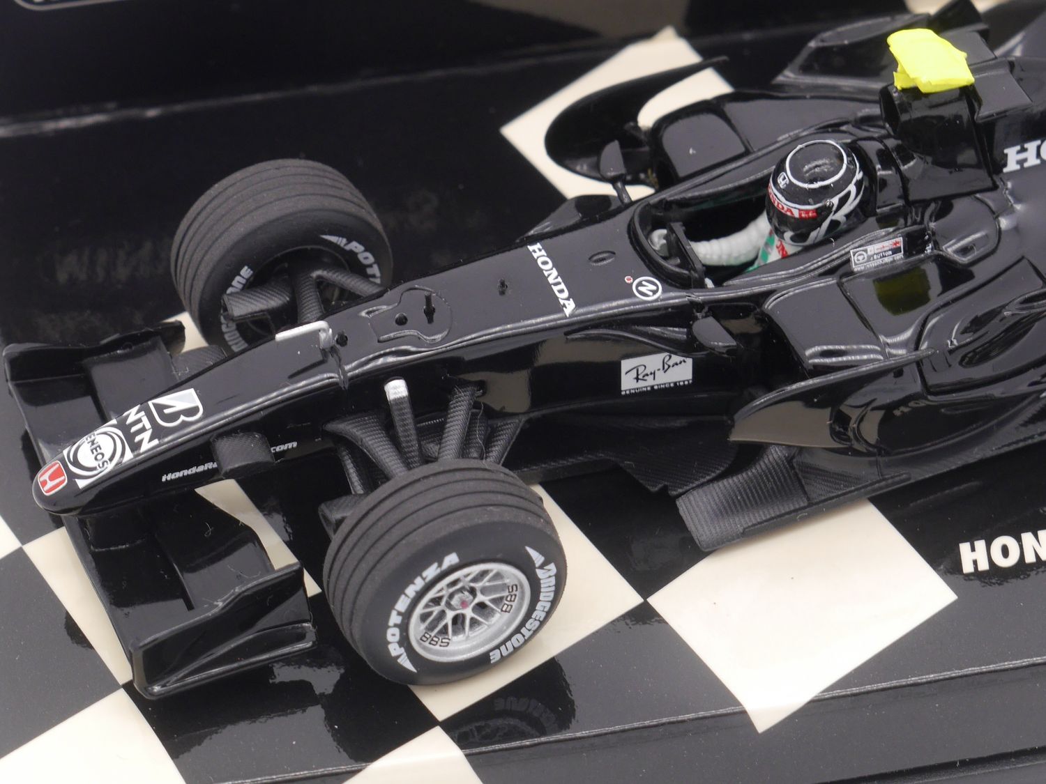 2006 Minichamps Honda RA106 J Button Test car -1/43 scale