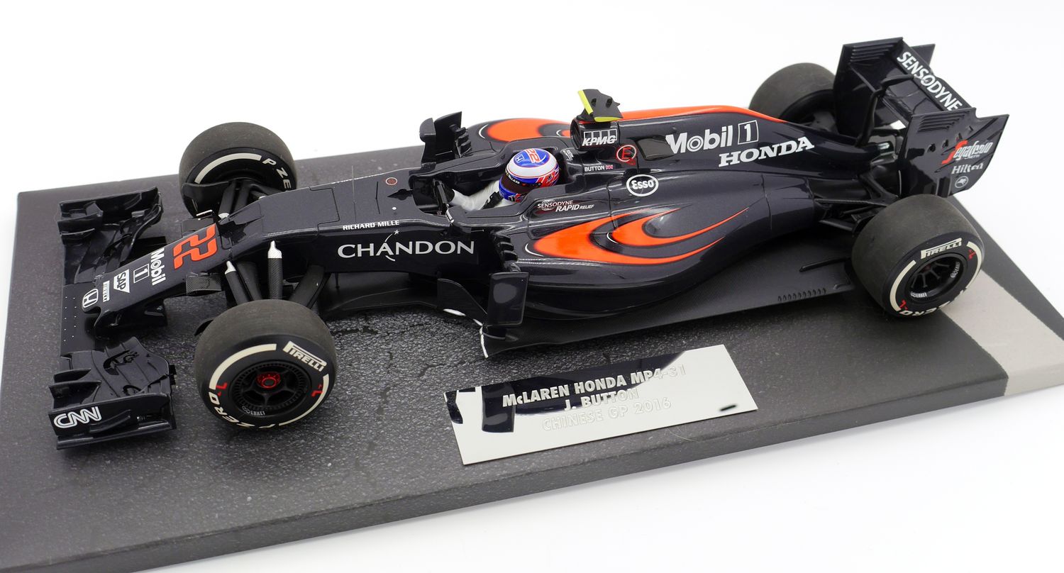 2016 Minichamps McLaren Honda MP4/31 J Button Chinese GP 1/18