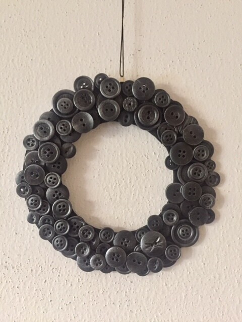 Button Wreath (Small)