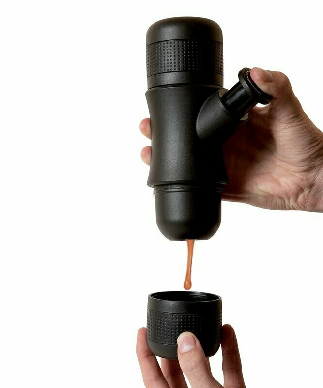 BLUE NÅMAD PORTABLE COFFEE MAKER