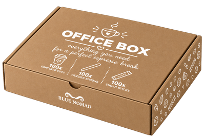 Office kit eco | 100 хартиени чаши, 100 дрвени лажички и 100 шеќерчиња Office kit eco | 100 хартиени чаши, 100 дрвени лажички и 100 шеќерчиња