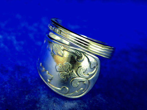 Omlotta fransk Äkta kontrollstämplat silver