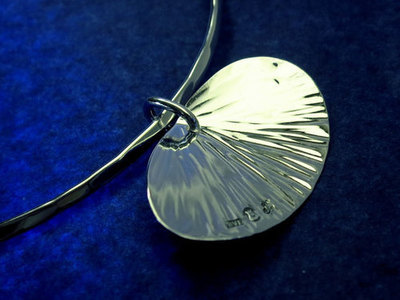 Blad Strålar äkta kontrollstämplat nickelfritt silver.