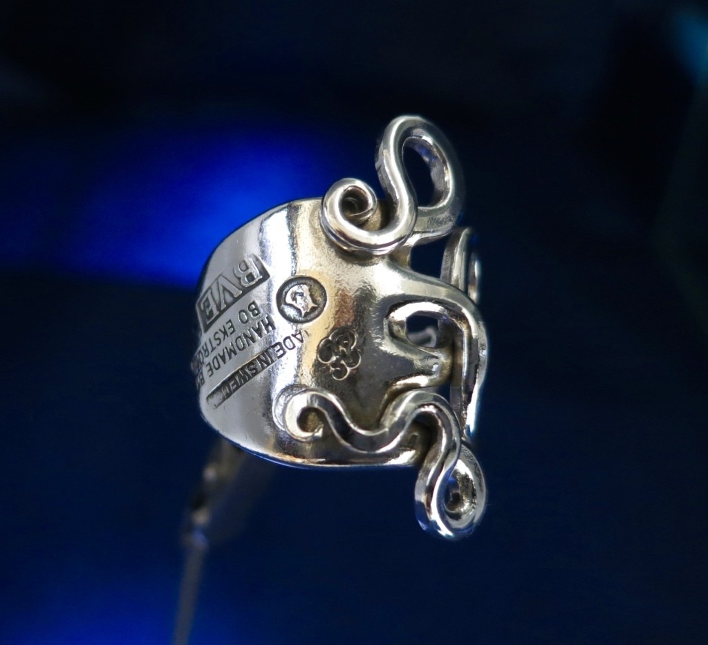 Meander Äkta kontrollstämplat silver